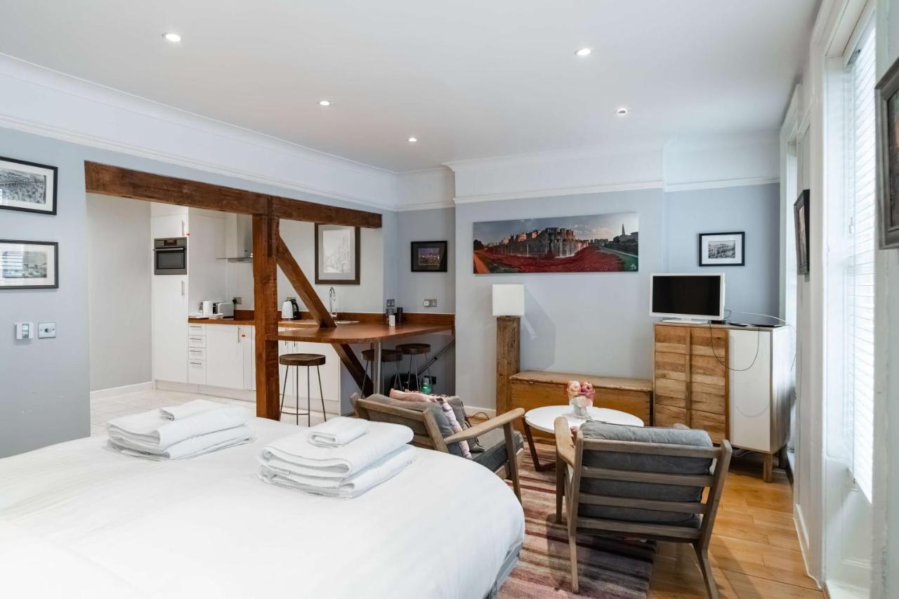 Livestay-Fabulous One Bed Apartments On Covent Garden Лондон Экстерьер фото